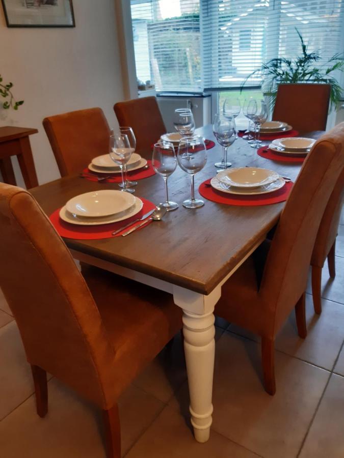 ブルージュ Our Lily House, Een Gezellig Familiehuis In Rustige Omgevingヴィラ エクステリア 写真