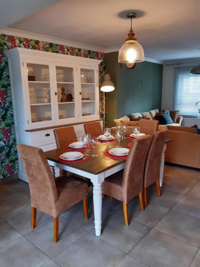 ブルージュ Our Lily House, Een Gezellig Familiehuis In Rustige Omgevingヴィラ エクステリア 写真